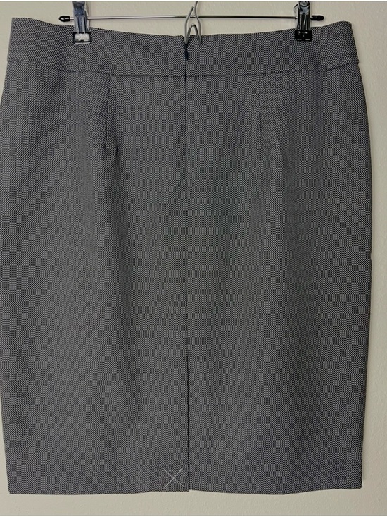 Ann Taylor 2 piece business professional Gray Skirt Suit Size 10 NWT - Picture 6 of 14